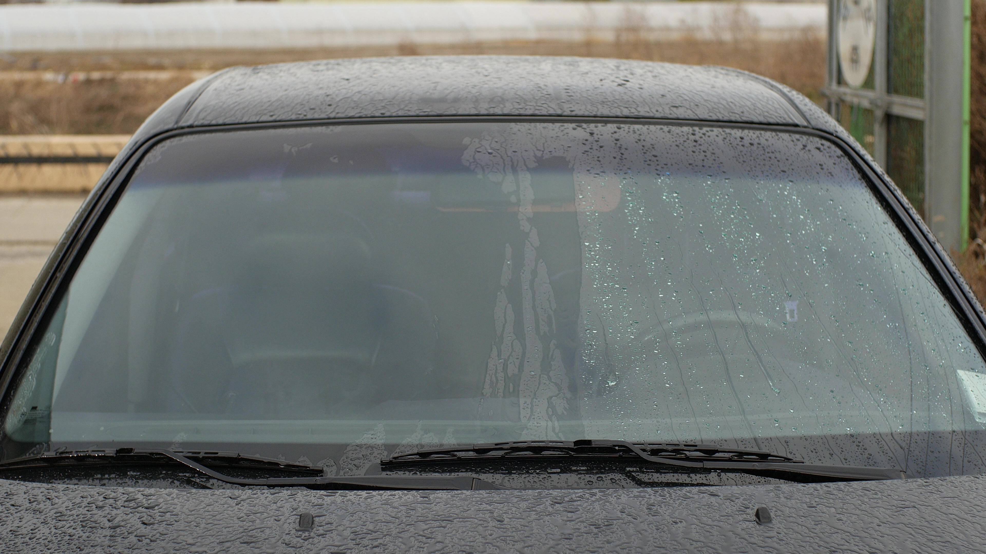Car windshield Hydrophilic