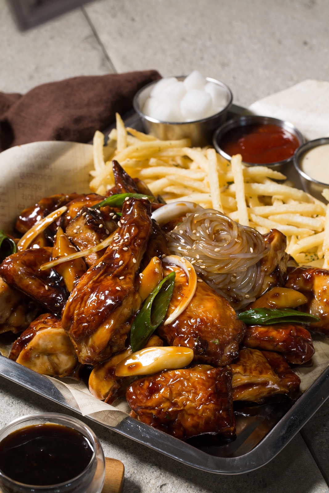 Korean traditional soy sauce bulgogi chicken