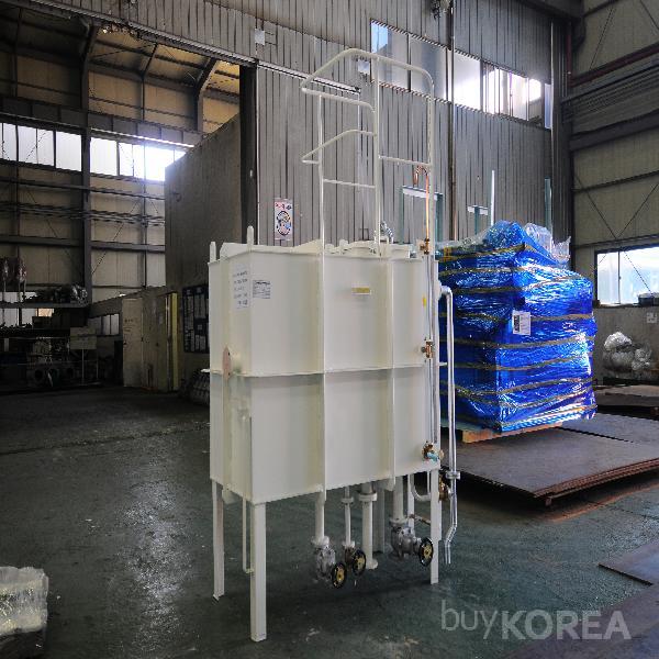 Cooling Fresh Water Expansion Tank