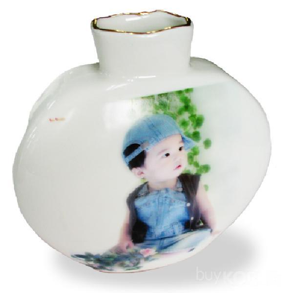 Flower vessel by Incal