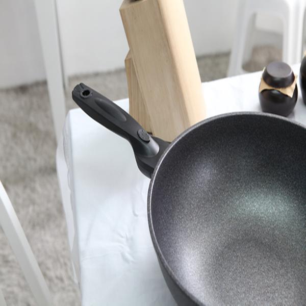 Nonstick marble-coating 