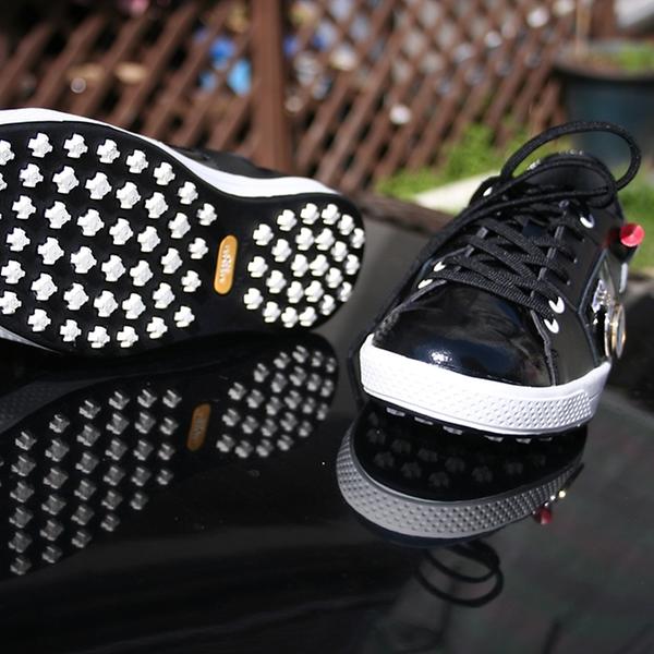 Spike-less Golf Shoes 
