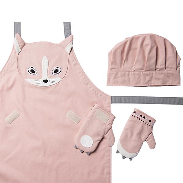 chef hats and gloves