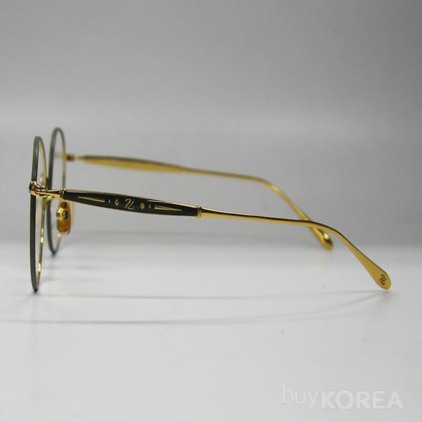 β ? titanium glasses
