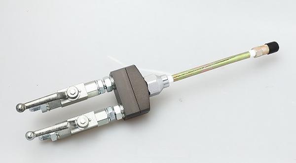 Double line injection gun