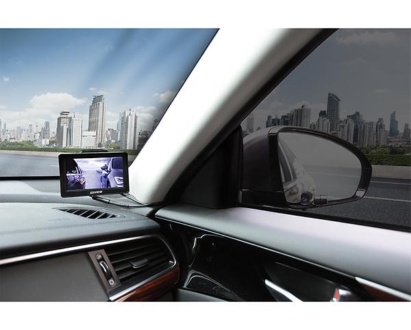 A camera that attaches to the side mirrors and a monitor that mounts on the dashboard are incredibly easy to use with a simple DC 5V power connection.