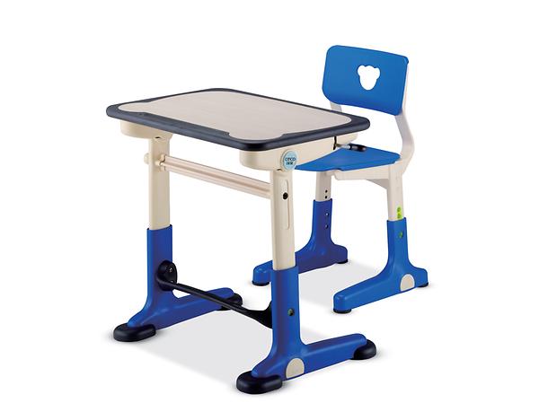 kids chair, desk