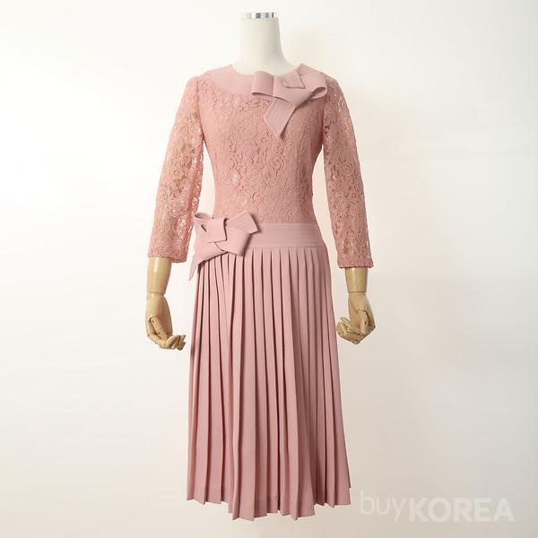 lace and pleats dress