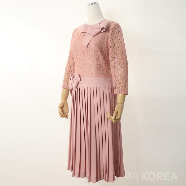 lace and pleats dress