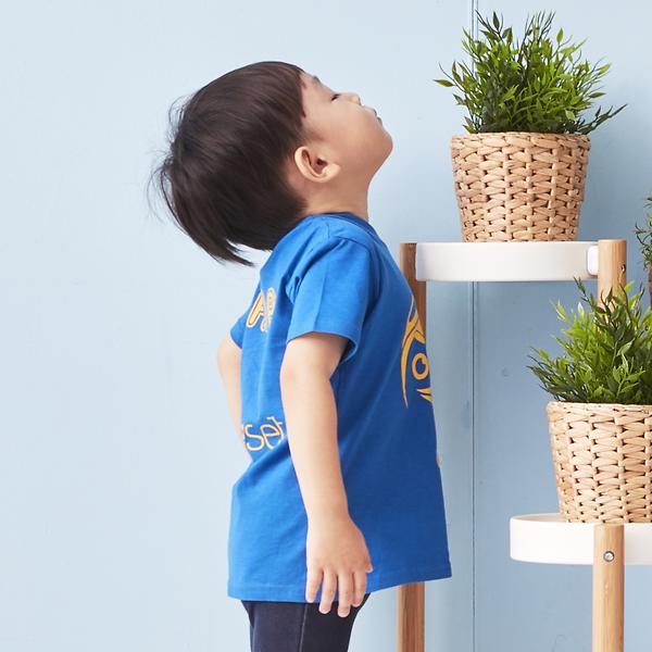 quarter sleeves -back