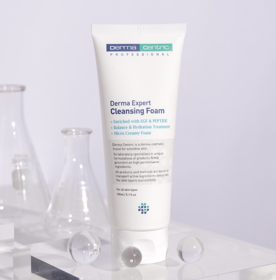DERMA EXPERT CLEANSING FOAM MICRO BUBBLE PORE CARE