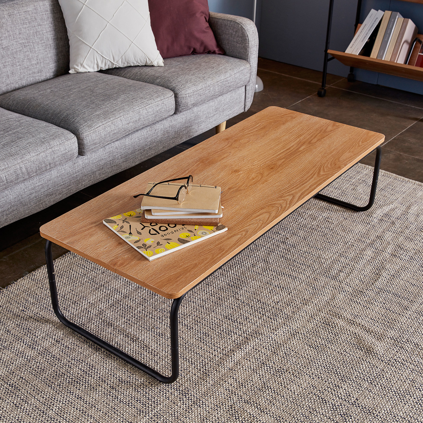 Q812 Coffee Table