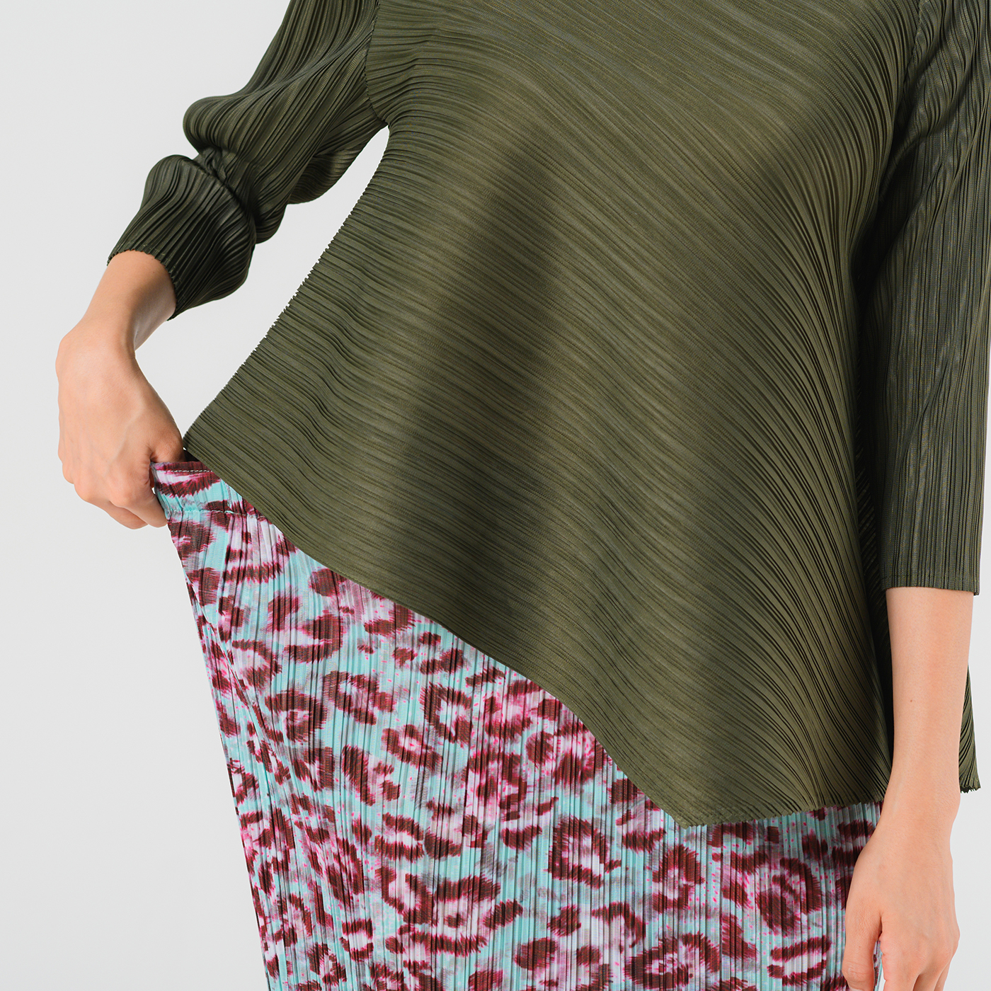 PLEATS skirt