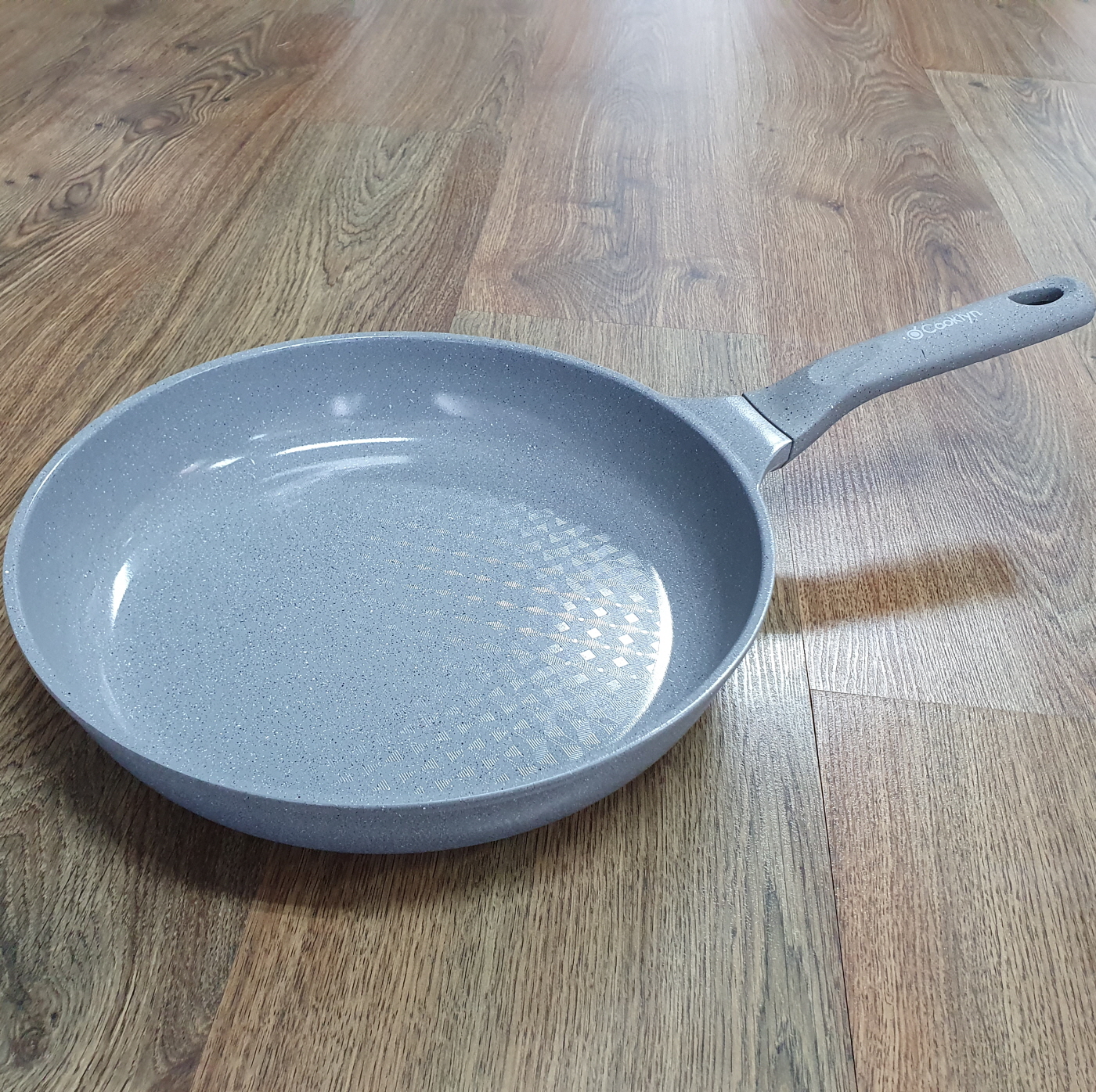 Granite marble frypan