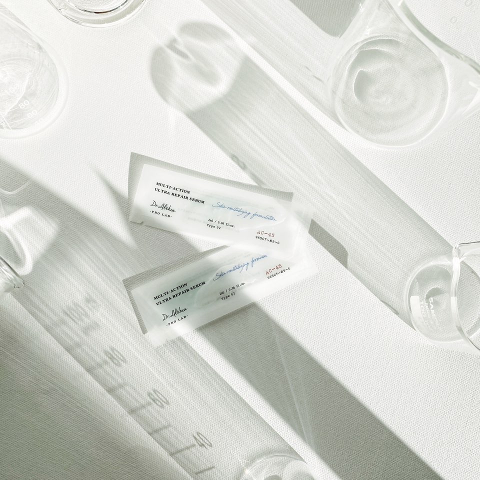 Reduces blemishes and acne