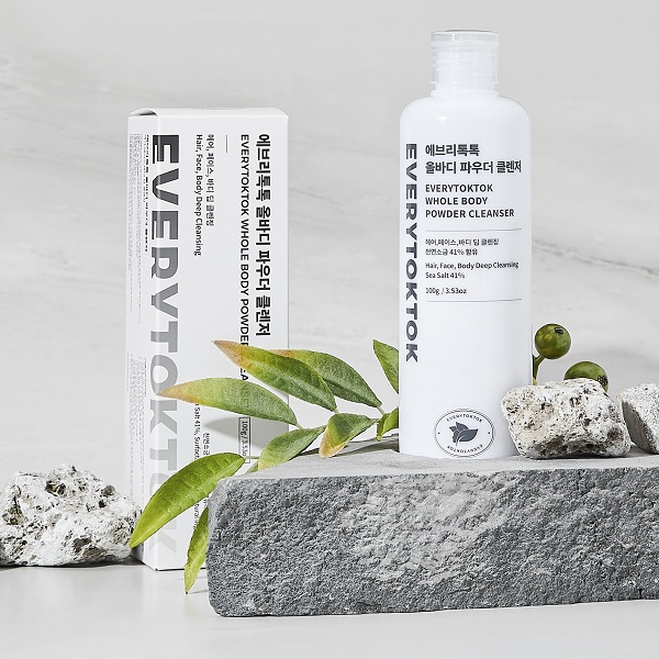 Everytoktok Whole Body Powder Cleanser