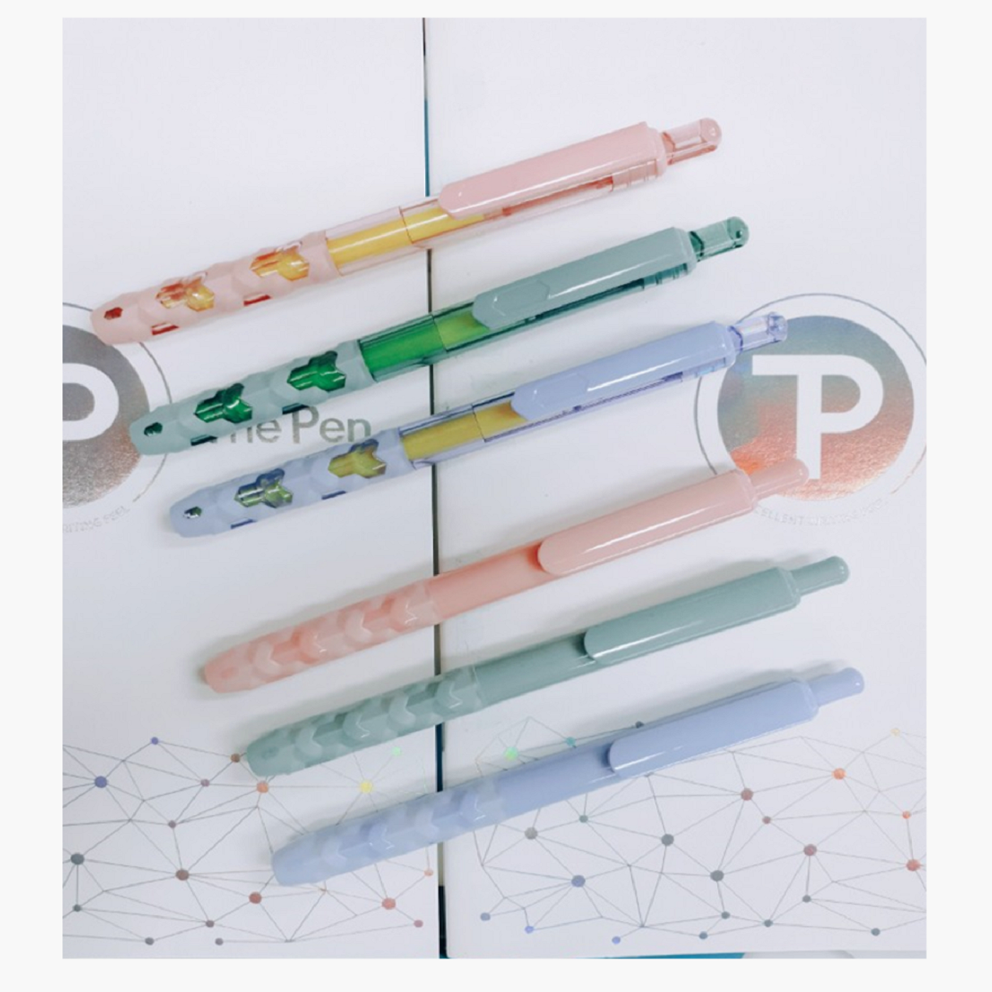 water-based ink that does not need a sealing structure.