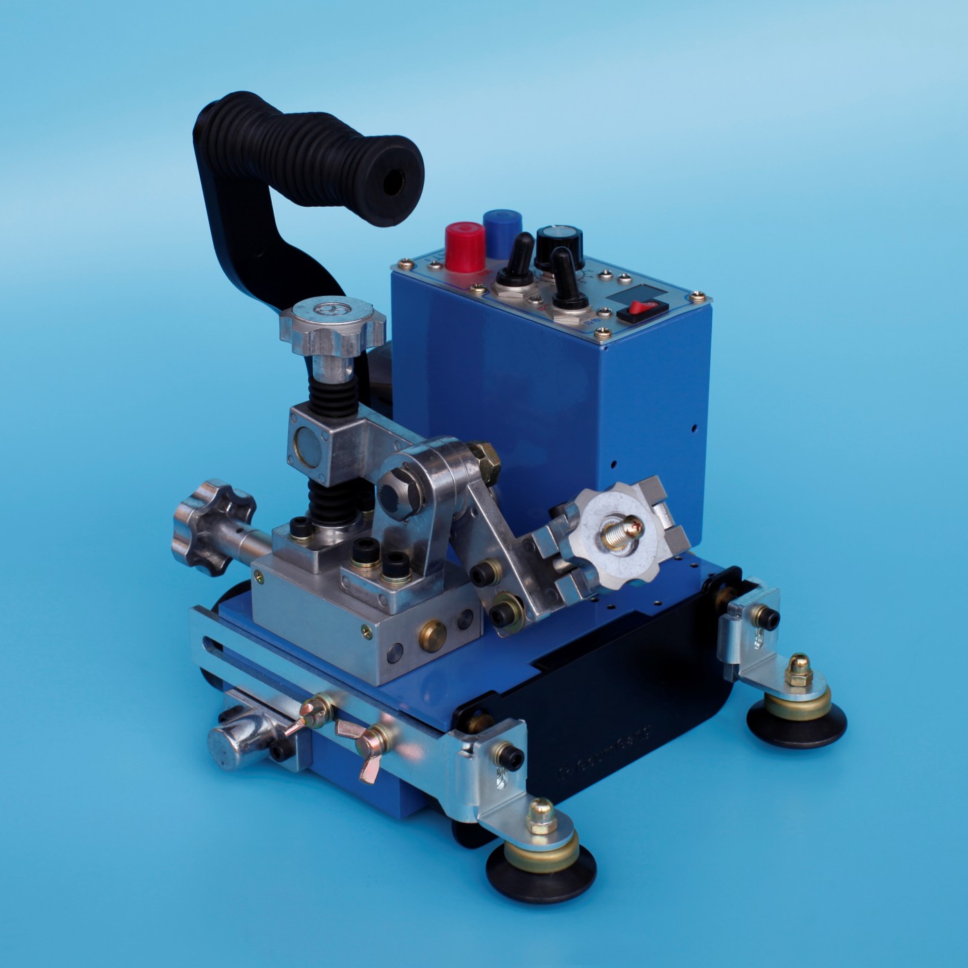 Portable welding tractor 