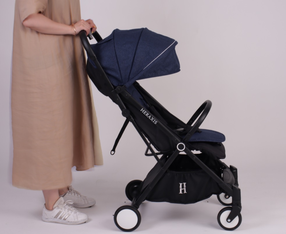 Heraxis IZY stroller