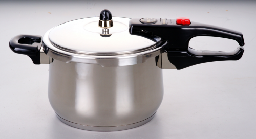 PRESSURE COOKER