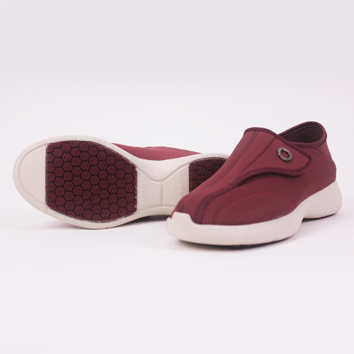 Ultralight 175g and antislip functional shoes