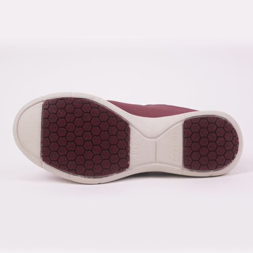 Non-slip outsole design (patent `30-1-25324)