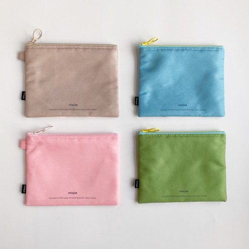Miojae Cats Zippered Pouch