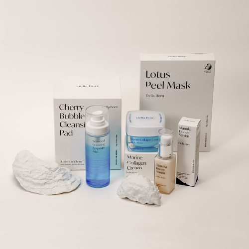 Della Born Lotus peel mask 