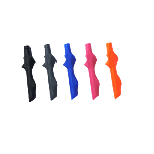 >>> Putter grip with the finger locking construction allowing straightness, upper blow strokes, and preventing getting stuck on green by fixing the wrists throughout the back stroke process.
