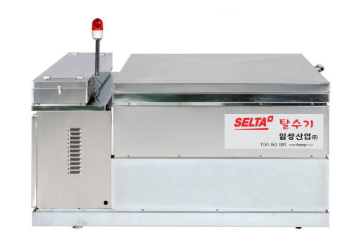 Dehydrator