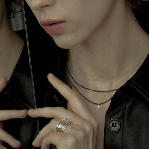 Black Chain Round Necklace
