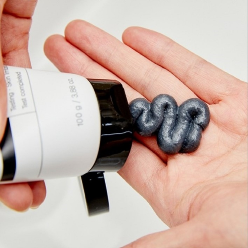 Black Cica Microbiome Pore Cleanser