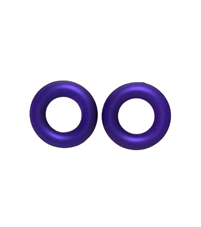 Earrings with simple and color accentuation