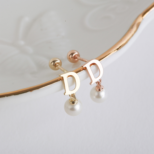 Drop Pearl Piercing