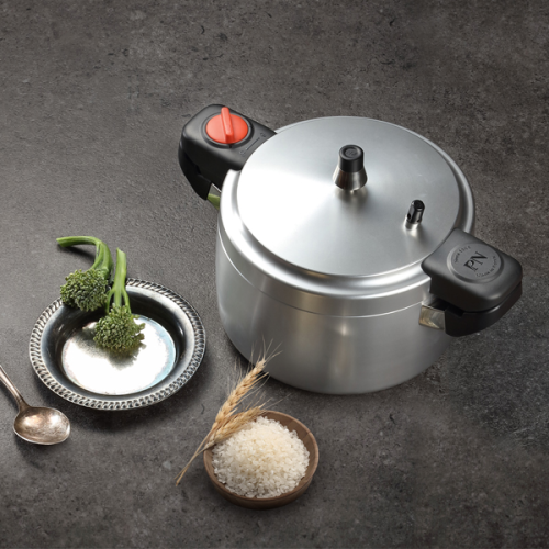 Gravity Casting Pressure Cooker