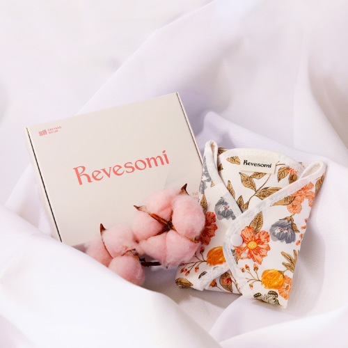 Revesomi reusable sanitary pad folded