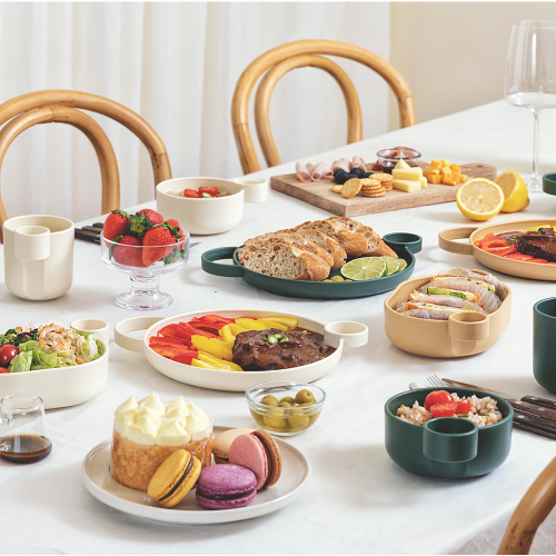 OEM BPA Free Reusable Camping Outdoor Plastic Tabl