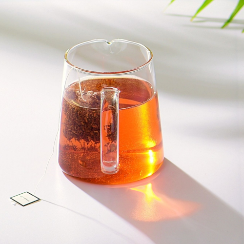 Iced vanilla caramel rooibos tea