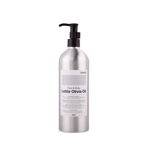 Moisturizing oil with olive oil