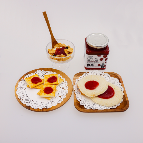 Three Flavors of Strawberry Jam 580g