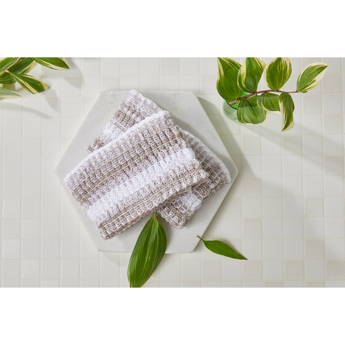 Shower towel contained Copper yarn