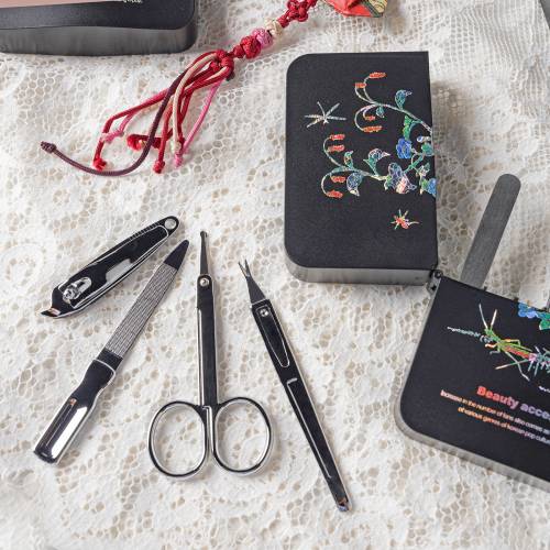 Durigaon Patent Mother of Pearl Nail Beauty Set