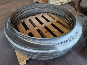 EXPANSION JOINT