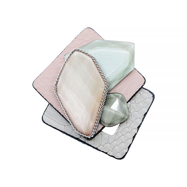 the best travel pillow for neck pain