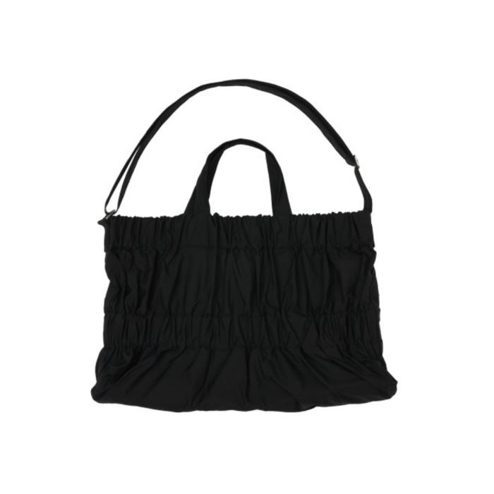 the tote bag in black