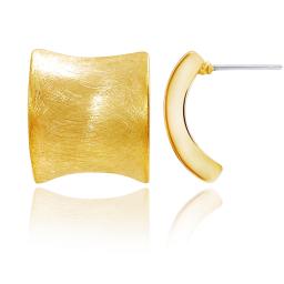 gold earrings