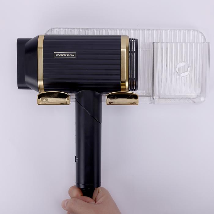 Air Rush is designed to save your time and protect the health of your hair.
· AIR RUSH in dual BLDC motor ensures the fastest hair drying experience for you.
·We care about the health of your hair.
The ion technology minimizes damage, ensuring your hair makes calm and glossy.