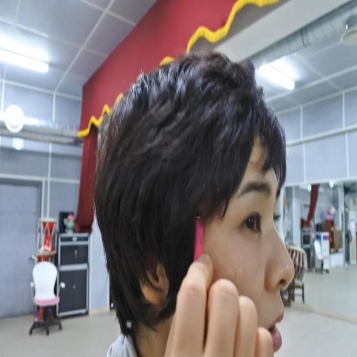 World's first to use titanium
Body-friendly applicator
semi-permanent
RoHS certified
Do not apply by hand
Wrinkle improvement effect
lymph gland massage