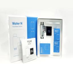 A device that can be installed on the shower faucet to check the water quality and temperature of our house in real time
