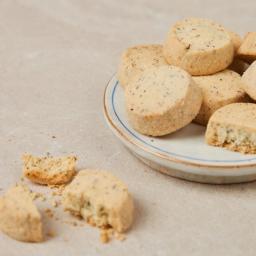 PICNIC Rice Sabre Cookie - Earl Gray : Homemade snack filled with sincerity